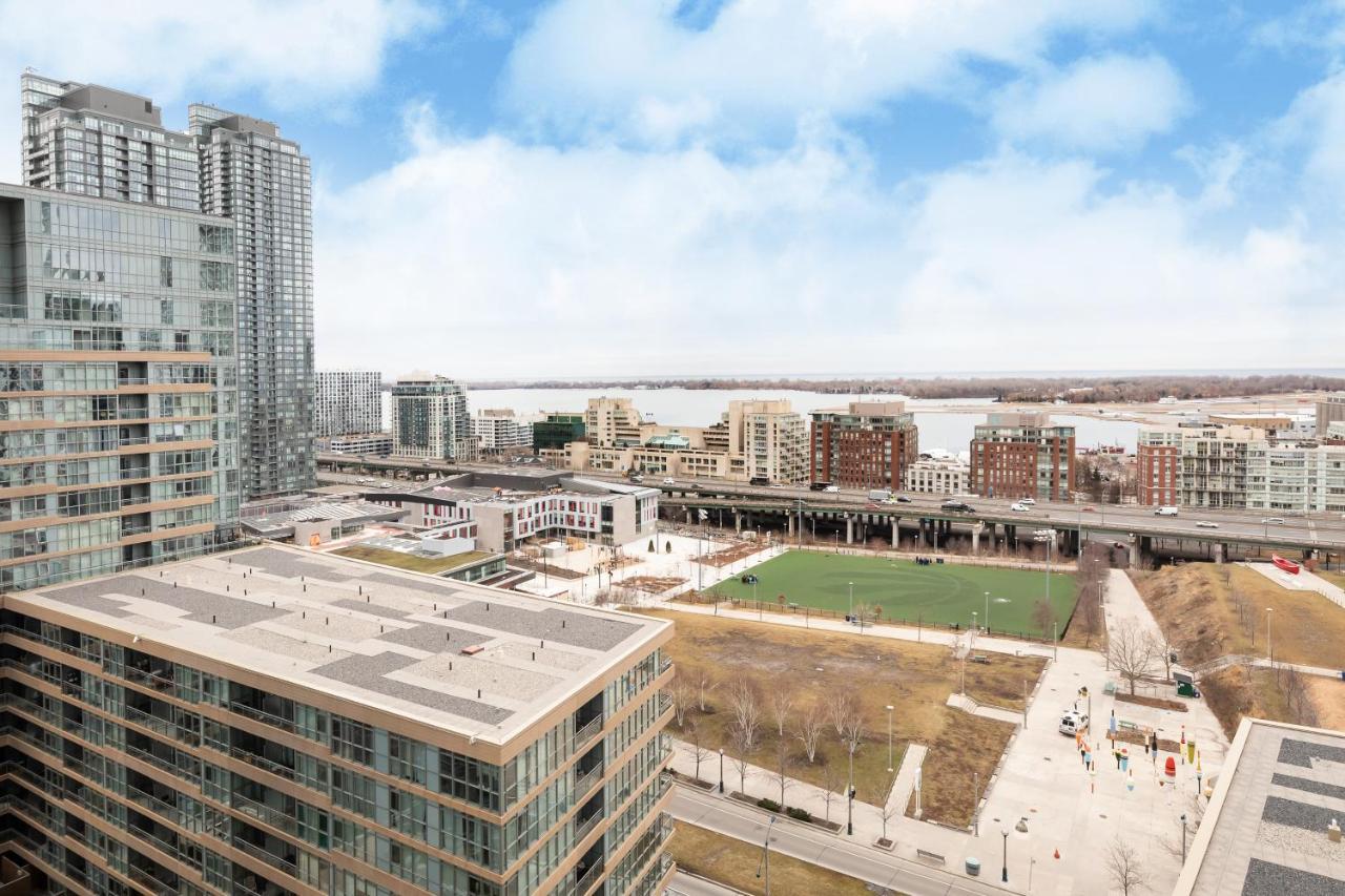 トロントWalk To Rogers, Scotia Arena, Cn Towerアパートメント エクステリア 写真